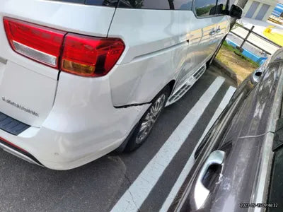 2016 Kia Carnival KNAME81ABGS152548 VIN:KNAME81ABGS152548