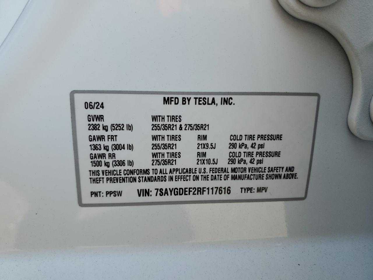 2024 TESLA MODEL Y VIN:7SAYGDEF2RF117616