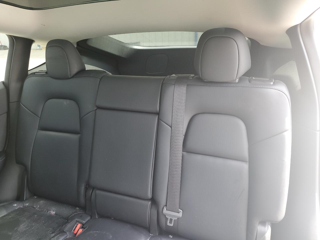 2022 TESLA MODEL Y VIN:7SAYGAEE8NF363697