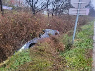 2015 Mercedes-Benz E 220 WDDHF0CB2GB205161 VIN:WDDHF0CB2GB205161