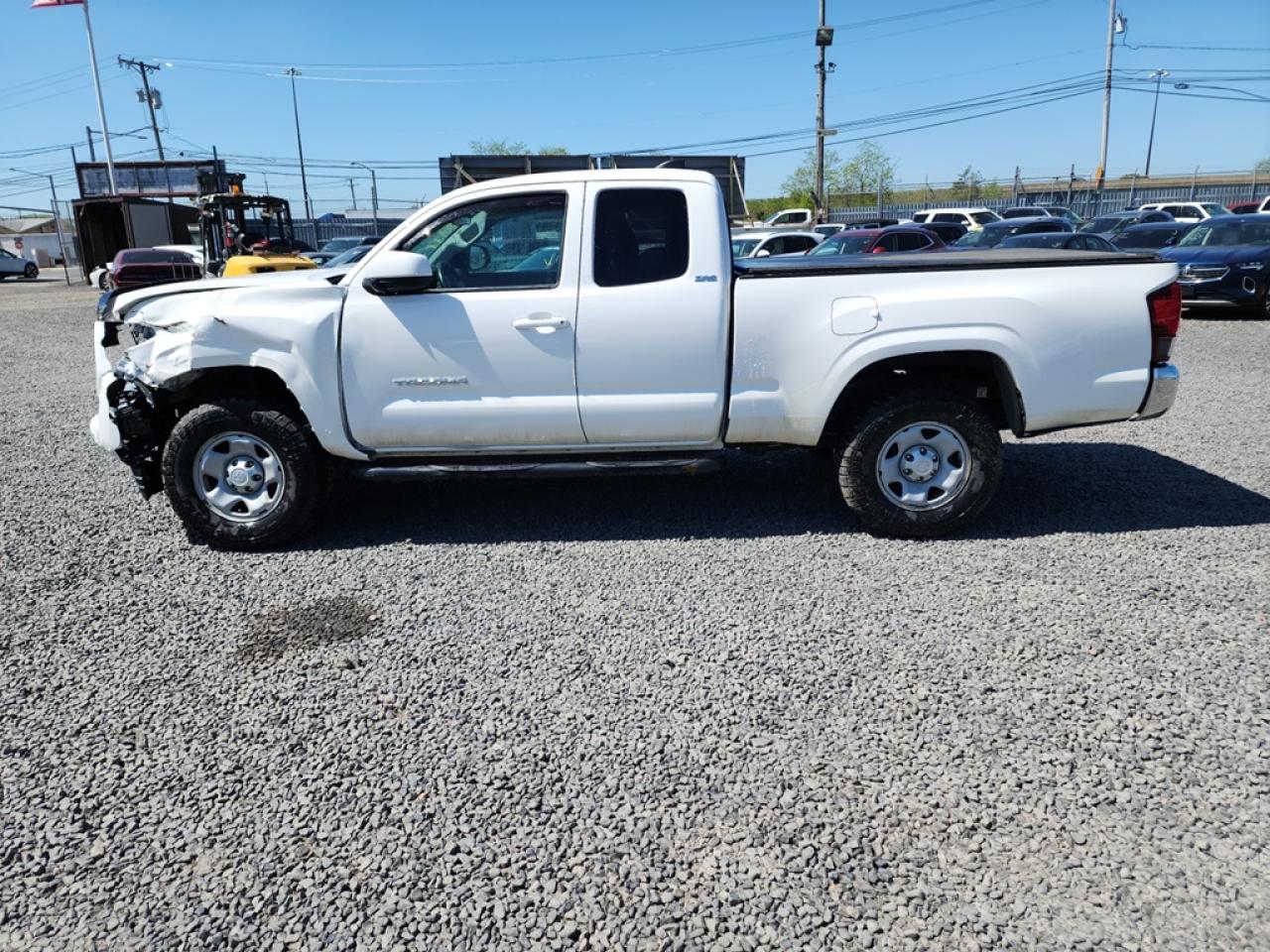 2022 TOYOTA TACOMA ACCESS CAB VIN:3TYRX5GN0NT046597