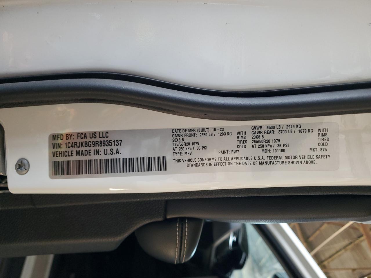2024 JEEP GRAND CHEROKEE L LIMITED VIN:1C4RJKBG9R8935137