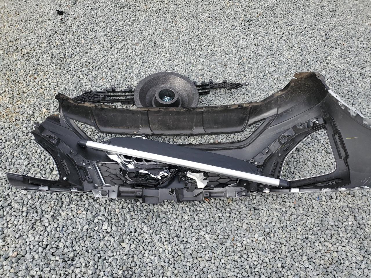 2024 MITSUBISHI ECLIPSE CROSS LE VIN:JA4ATVAA9RZ064038