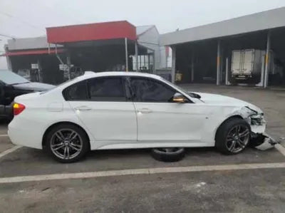 2017 BMW 320 WBA8C5100HA069215 VIN:WBA8C5100HA069215