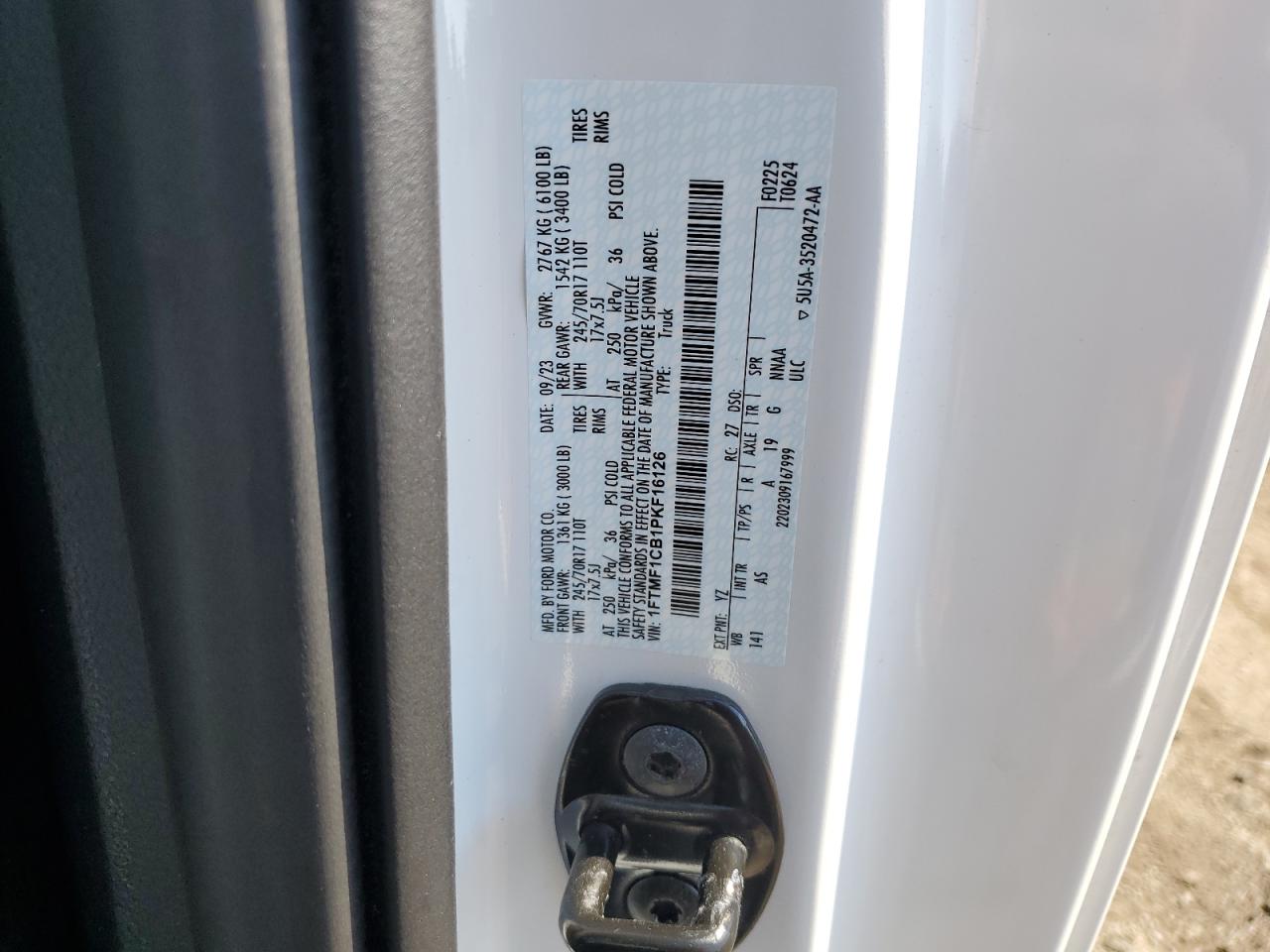 2023 FORD F150 VIN:1FTMF1CB1PKF16126