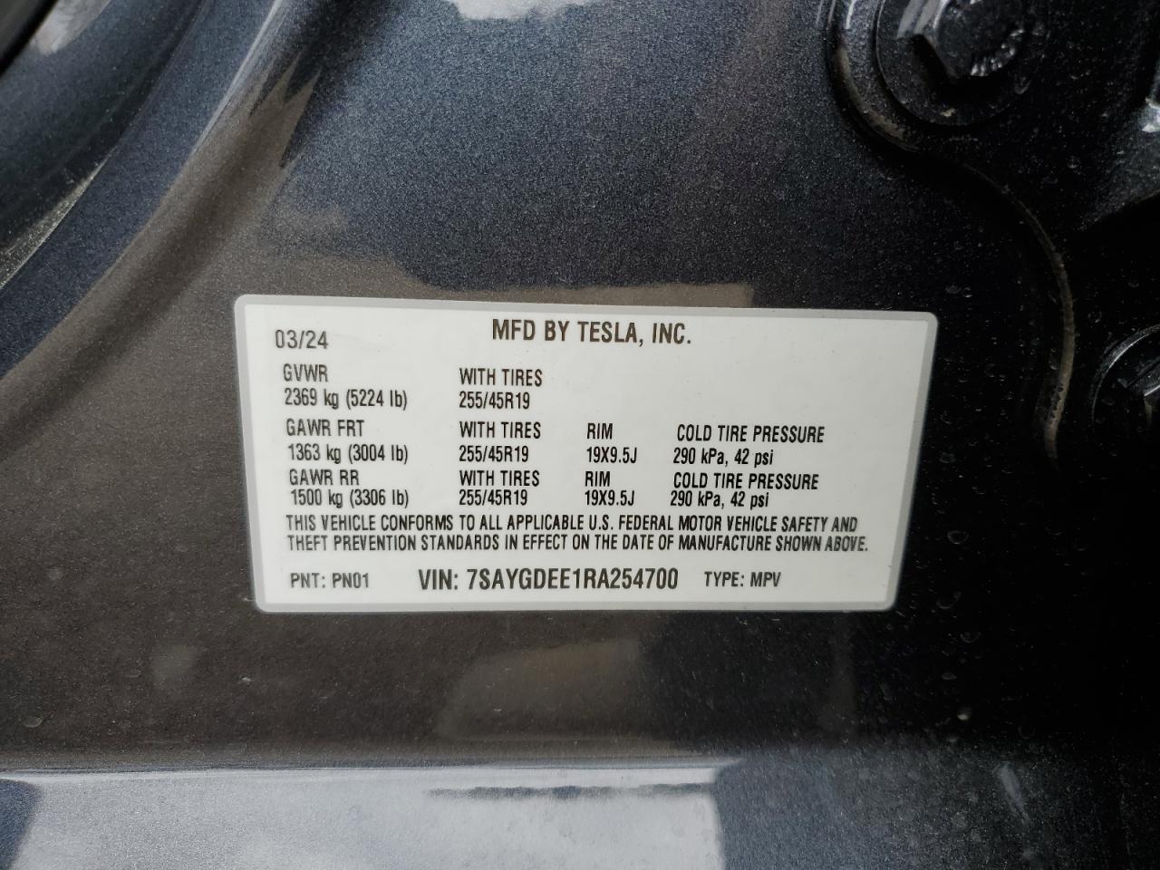 2024 TESLA MODEL Y VIN:7SAYGDEE1RA254700