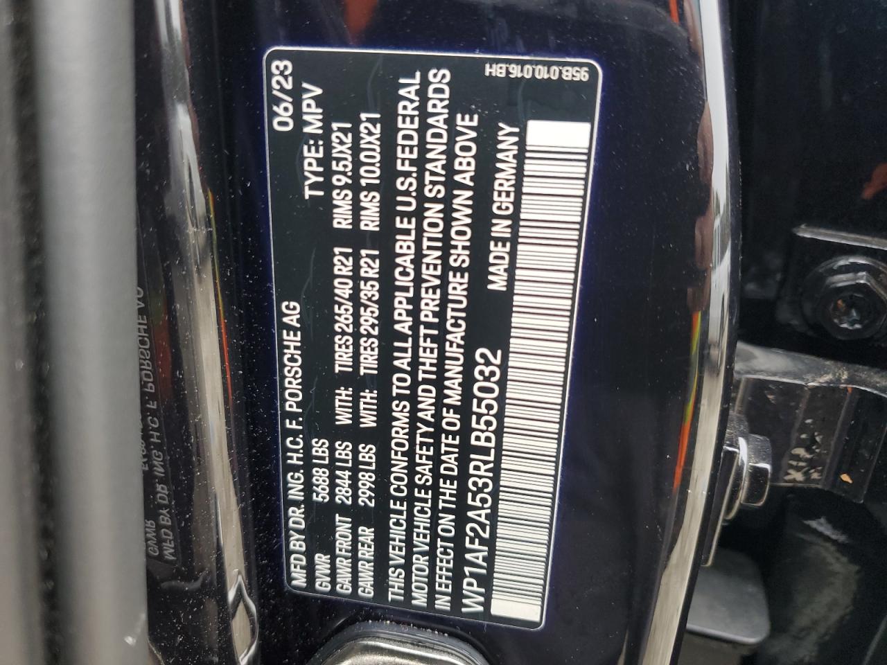 2024 PORSCHE MACAN GTS VIN:WP1AF2A53RLB55032