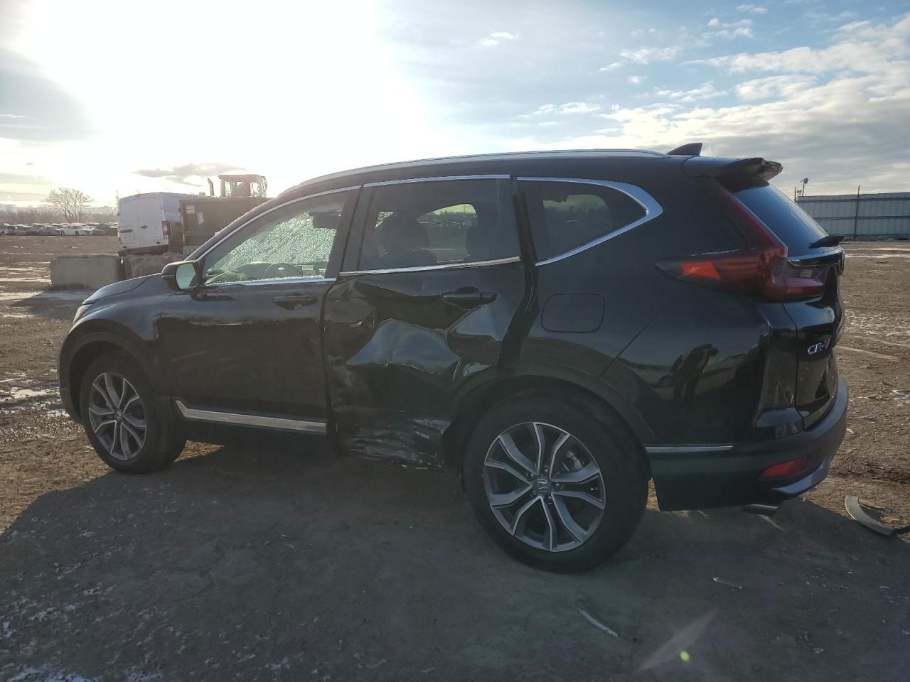 2022 HONDA CR-V TOURING VIN:2HKRW2H95NH637576