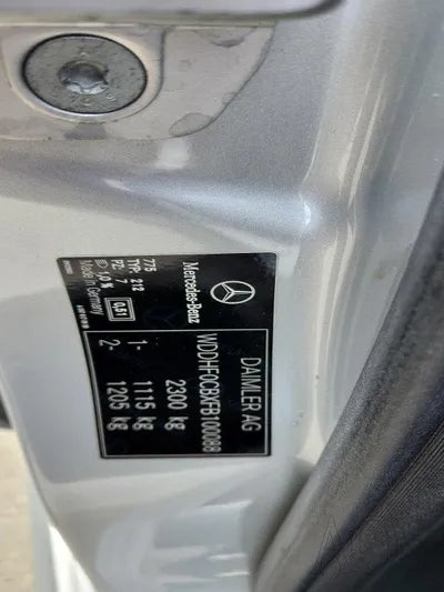 2015 Mercedes-Benz E 220 WDDHF0CBXFB100088 VIN:WDDHF0CBXFB100088