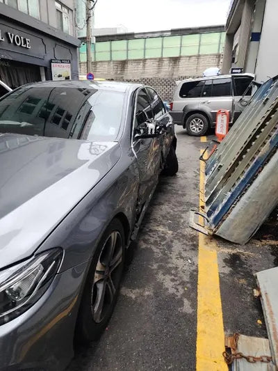 2019 Mercedes-Benz E 300 VIN: