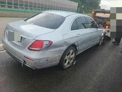 2018 Mercedes-Benz E 220 WDDZF0FB1JA475933 VIN:WDDZF0FB1JA475933