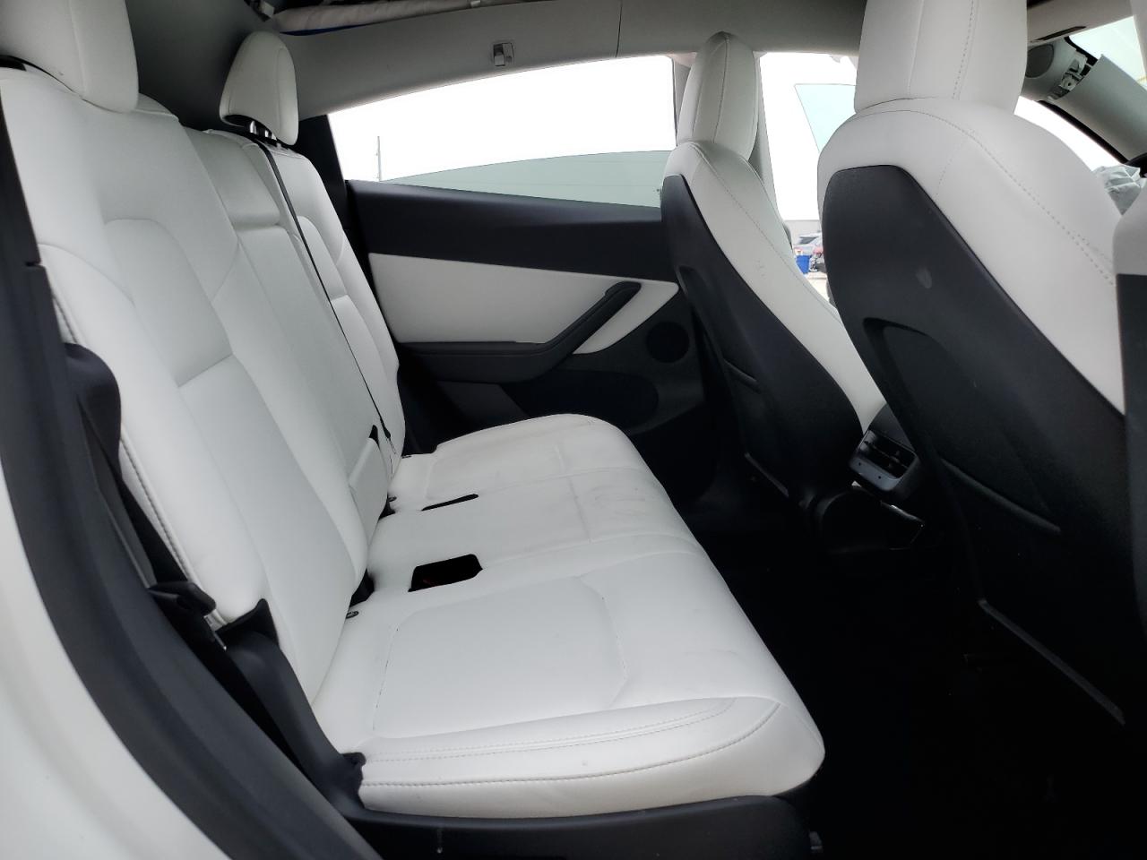 2022 TESLA MODEL Y VIN:7SAYGAEE8NF362226