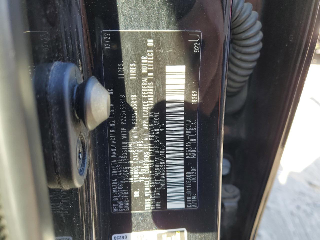2022 TOYOTA COROLLA CROSS XLE VIN:7MUDAABG9NV010731
