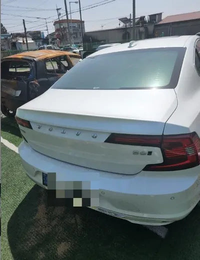 2022 Volvo S90 VIN: