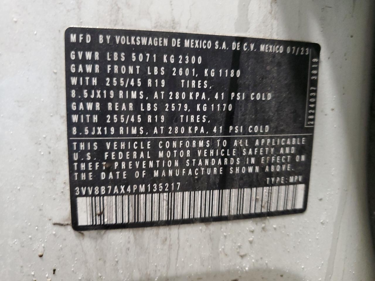 2023 VOLKSWAGEN TIGUAN SE R-LINE BLACK VIN:3VV8B7AX4PM135217