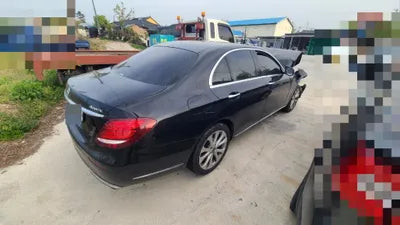 2019 Mercedes-Benz E 300 VIN: