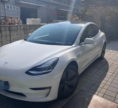 2020 Tesla Model 3 VIN: