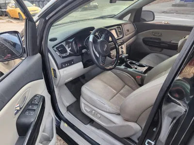 2018 Kia Carnival VIN:
