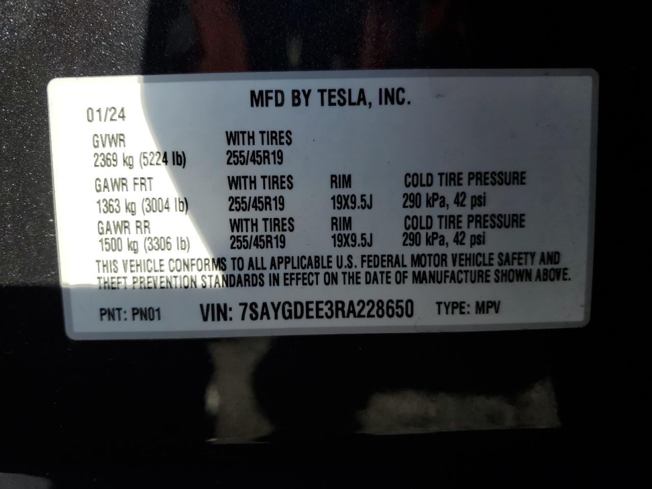 2024 TESLA MODEL Y VIN:7SAYGDEE3RA228650