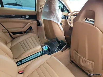 2014 Porsche Panamera NONE VIN: