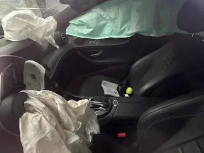 2019 Mercedes-Benz E 300 VIN: