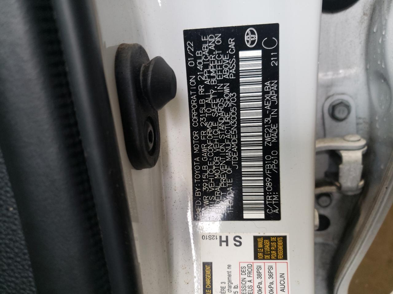 2022 TOYOTA COROLLA LE VIN:JTDEAMDE5N3005703