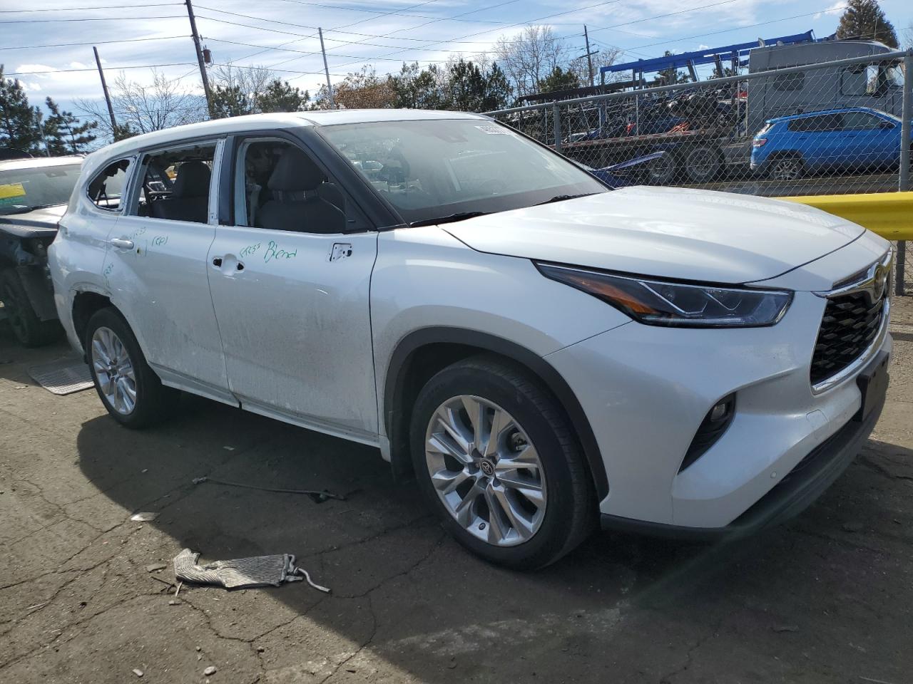 2022 TOYOTA HIGHLANDER LIMITED VIN:5TDDZRBHXNS576357