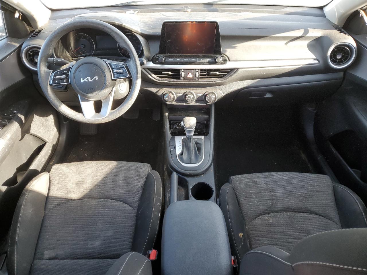 2024 KIA FORTE LX VIN:3KPF24AD7RE703838