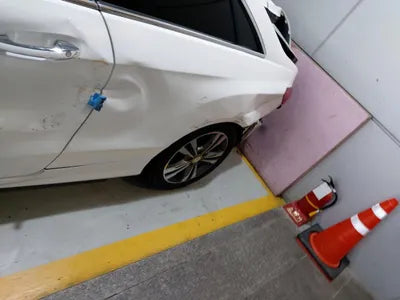 2015 Mercedes-Benz E 200 WDDKJ3EB3GF333632 VIN:WDDKJ3EB3GF333632