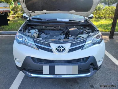 2015 Toyota RAV4 VIN: