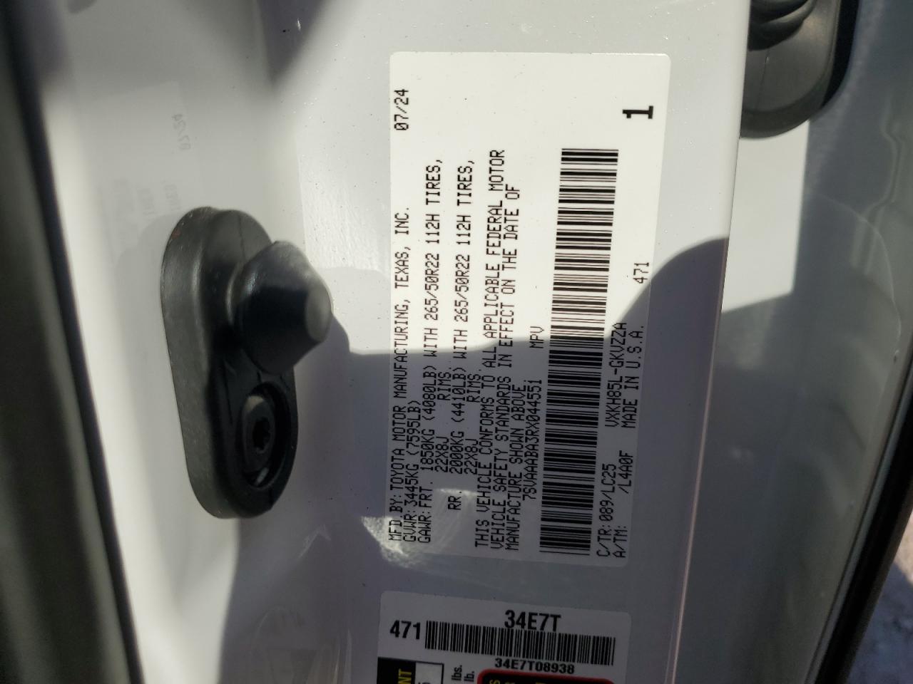 2024 TOYOTA SEQUOIA SR5 VIN:7SVAAABA3RX044551