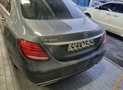 2019 Mercedes-Benz E 300 WDDZF4JB0KA677243 VIN:WDDZF4JB0KA677243