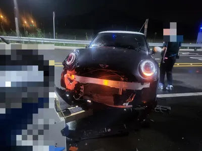2018 MINI Cooper VIN: