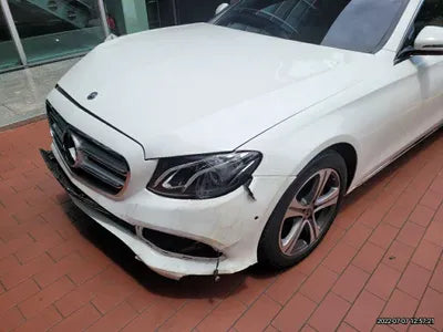 2019 Mercedes-Benz E 300 WDDZF4JB2KA672352 VIN:WDDZF4JB2KA672352