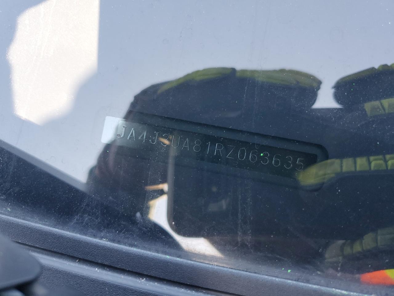 2024 MITSUBISHI OUTLANDER ES VIN:JA4J3UA81RZ063635