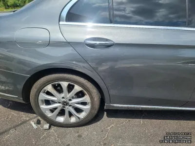 2018 Mercedes-Benz E 220 VIN: