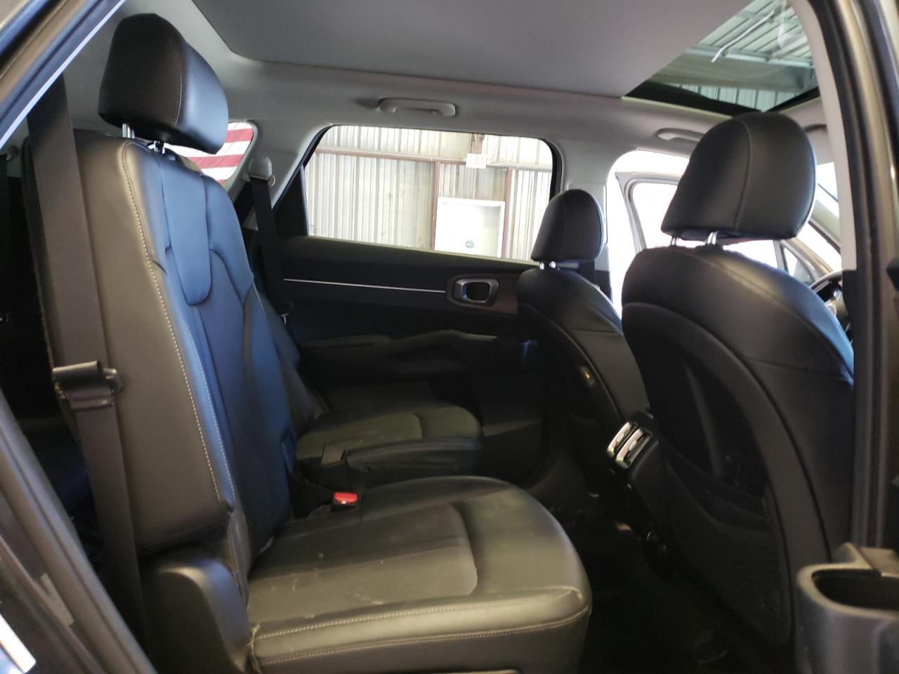 2022 KIA SORENTO EX VIN:5XYRHDLF1NG113836