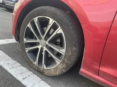 2016 Volkswagen Golf VIN: