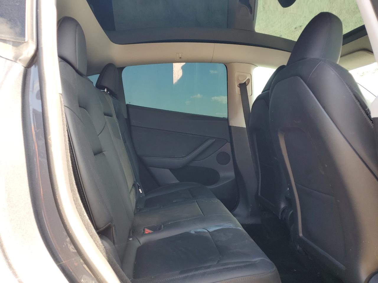 2023 TESLA MODEL Y VIN:7SAYGDEE4PA037770
