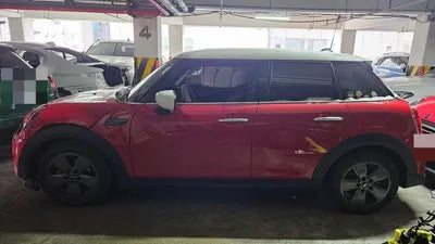 2022 MINI Cooper VIN: