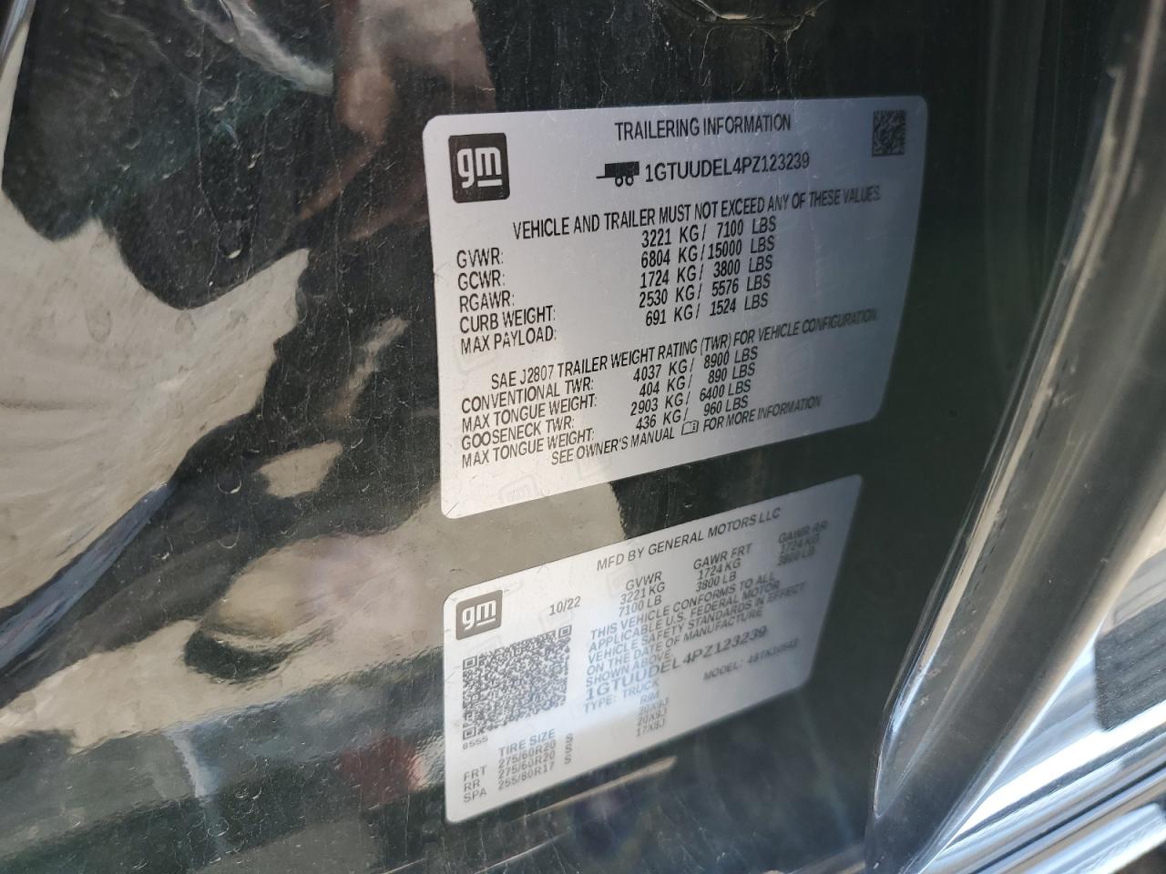2023 GMC SIERRA K1500 SLT VIN:1GTUUDEL4PZ123239