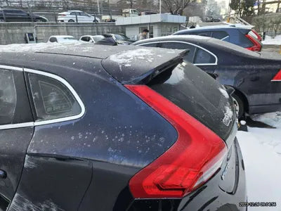 2016 Volvo V40 YV1MVA8KDG2303186 VIN:YV1MVA8KDG2303186