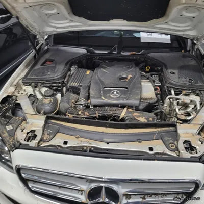 2016 Mercedes-Benz E 300 VIN: