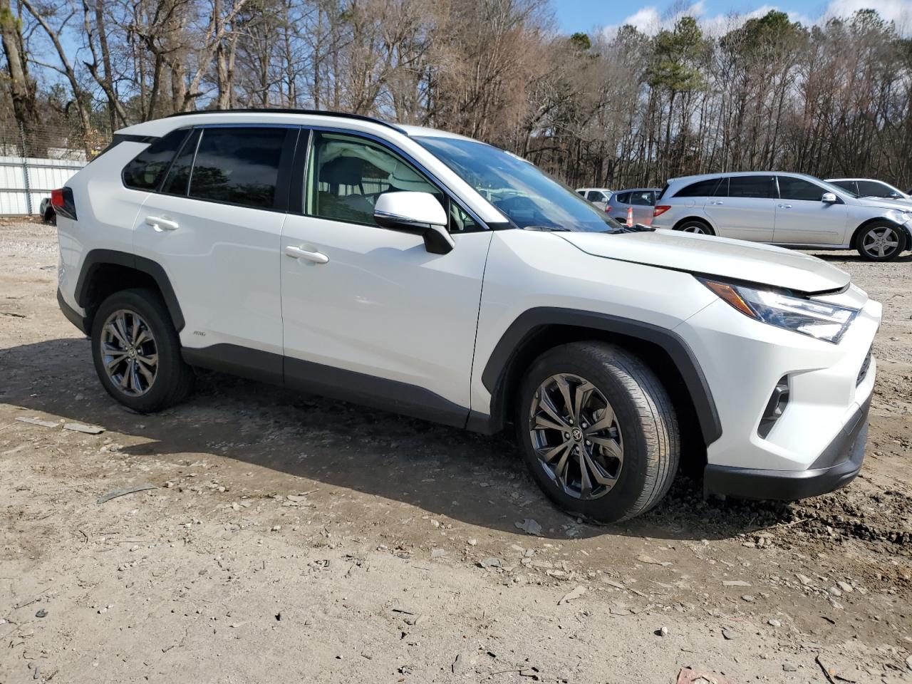 2022 TOYOTA RAV4 XLE PREMIUM VIN:JTMB6RFV5ND521973