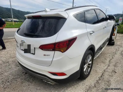 2016 Hyundai Santa FE VIN: