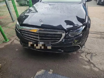 2017 Mercedes-Benz E 220 VIN: