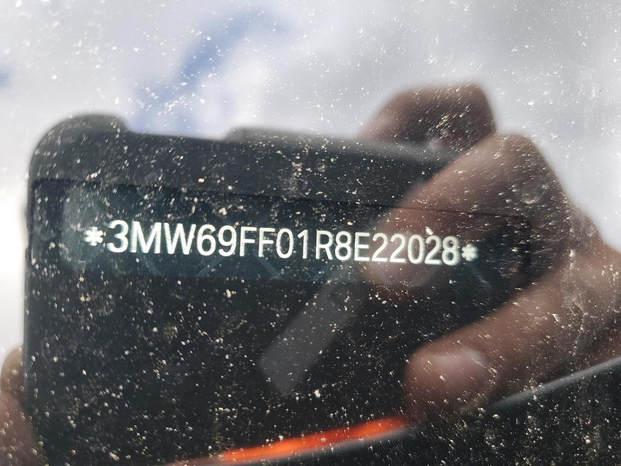 2024 BMW 330I VIN:3MW69FF01R8E22028