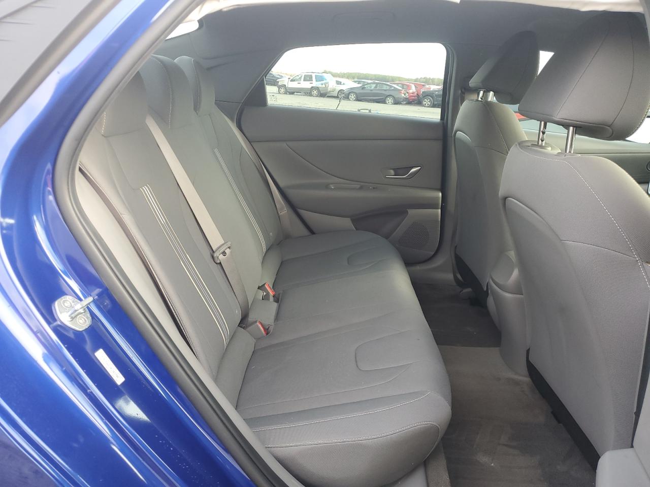 2022 HYUNDAI ELANTRA SEL VIN:KMHLM4AG1NU303790