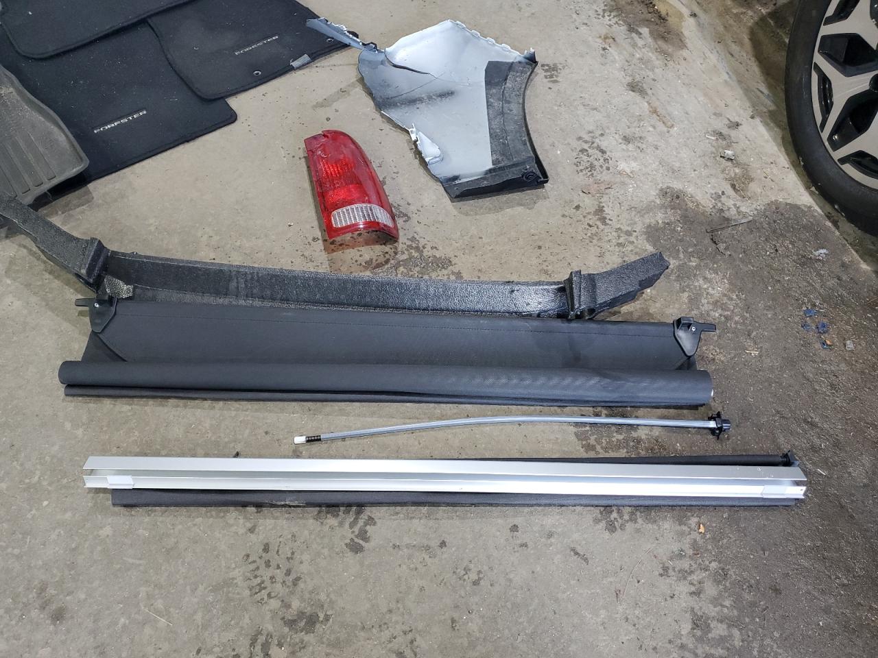 2023 SUBARU FORESTER PREMIUM VIN:JF2SKAEC2PH520175