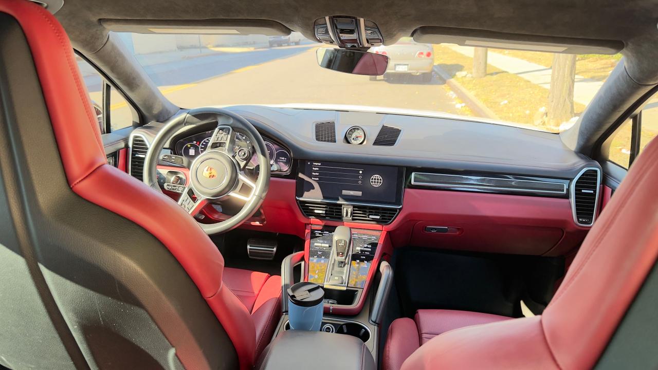 2022 PORSCHE CAYENNE GTS COUPE VIN:WP1BG2AY1NDA56239
